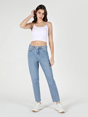 896 Marıa Mom Fit Yüksek Bel Daralan Paça Mavi Kadın Jean Pantolon Cl1059105