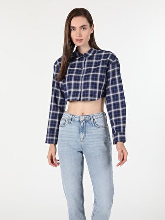 Regular Fit Kareli Crop Lacivert Kadın Uzun Kol Gömlek