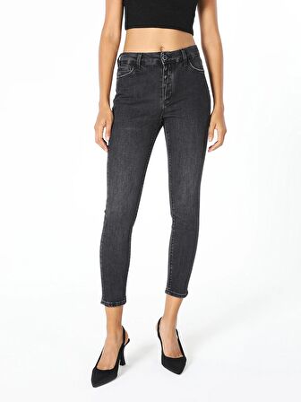 759 Lara Super Dar Kesim Normal Bel Dar Paça Denım Kadın Jean Pantolon Cl1061415