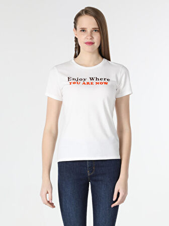 Slim Fit Yazı Baskılı Beyaz Kadın Kısa Kol Tişört