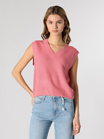 Regular Fit V Yaka Pembe Kadın Kazak