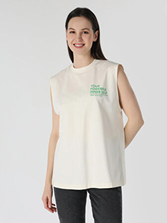 Regular Fit Sıfır Kol Yazı Baskılı Ekru Kadın Kısa Kol Tişört