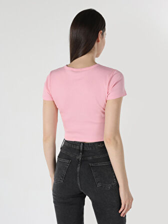 Slim Fit Bisiklet Yaka Pembe Kadın Kısa Kol Tişört