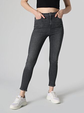 760 Diana Süper Slim Fit Yüksek Bel Dar Paça Gri Jean Kadın Pantolon Cl1063471