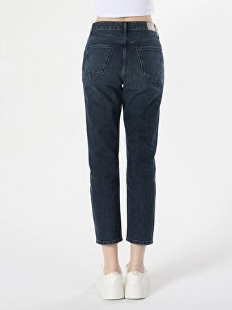 891 Maya Slim Fit Orta Bel Daralan Paça Koyu Mavi Kadın Jean Pantolon Cl1063496
