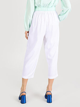 Regular Fit Yüksek Bel Geniş Kısa Paça Beyaz Kadın Pantolon