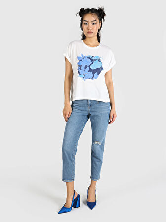 Regular Fit Bisiklet Yaka Baskılı Beyaz Kadın Kısa Kol Tişört