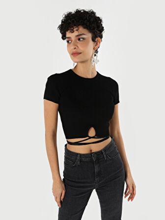 Slim Fit Bisiklet Yaka Crop Siyah Kadın Kısa Kol Tişört