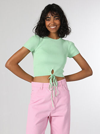 Slim Fit Bisiklet Yaka Crop Yeşil Kadın Kısa Kol Tişört