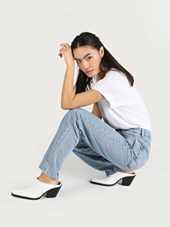 884 Lauren Regular Fit Yüksek Bel Düz Paça Mavi Kadın Jean Pantolon Cl1064317