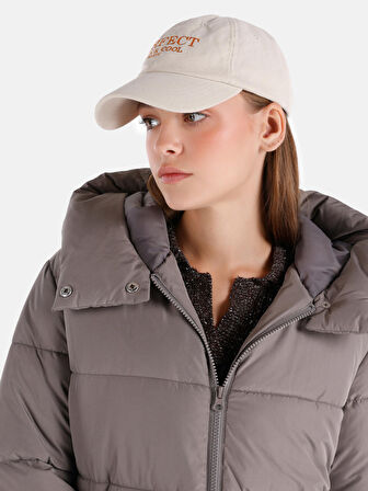 Regular Fit Kapüşonlu Şişme Kadın Mont