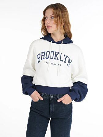 Regular Fit Baskılı Kapüşonlu Beyaz Kadın Sweatshirt