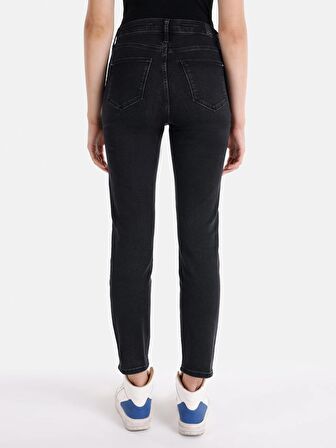 Slim Fit Normal Bel Düz Paça Jean Kadın Pantolon Cl1065293