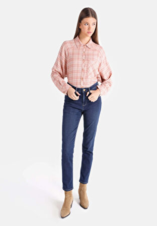 Slim Fit Orta Bel Düz Paça Kadın İndigo Jean Pantolon