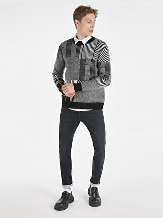 Regular Fit Bisiklet Yaka Kareli Siyah Erkek Kazak