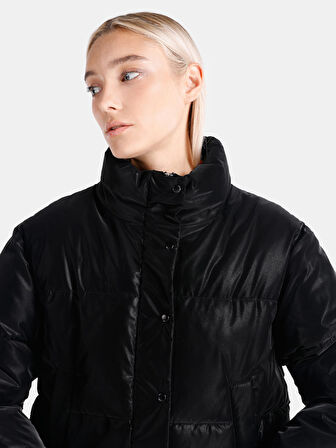 Regular Fit Şişme Siyah Kadın Mont