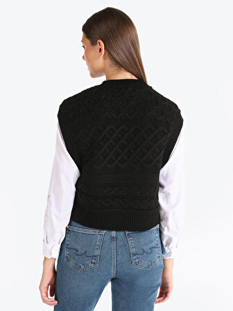 Regular Fit Bisiklet Yaka Triko Siyah Kadın Kazak