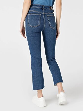 771 Emery Normal Kesim Normal Bel Geniş Paça Jean Kadın Pantolon Cl1066481