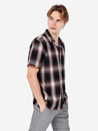 Normal Kesim Shirt Yaka Kareli Lacivert Erkek Kısa Kol Gömlek Cl1067068