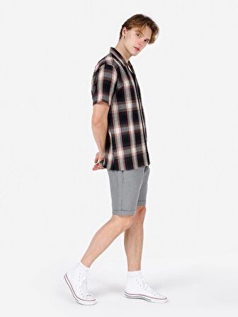 Normal Kesim Shirt Yaka Kareli Lacivert Erkek Kısa Kol Gömlek Cl1067068