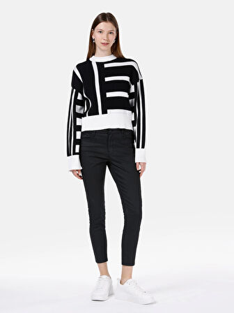 759 Lara Dar Kesim Orta Bel Dar Paça Siyah Kadın Pantolon Cl1067174