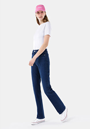 Regular Fit Orta Bel Slim Straight Leg Kadın İndigo Jean Pantolon