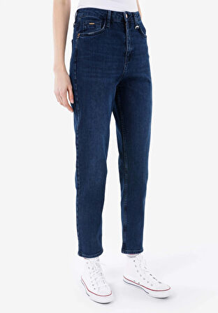 Mom Fit Orta Bel Daralan Paça Kadın Denim Jean Pantolon