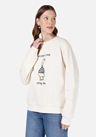 Regular Fit   Kadın Beyaz Sweatshirt