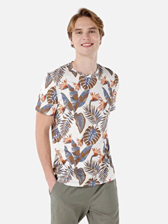 Normal Kesim Bisiklet Yaka Baskılı Bej Erkek Kısa Kol Tişört Cl1067731