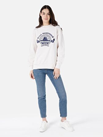 Normal Kesim Bisiklet Yaka Baskılı Beyaz Kadın Sweatshirt Cl1067957