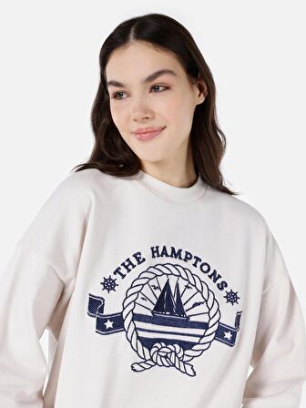 Normal Kesim Bisiklet Yaka Baskılı Beyaz Kadın Sweatshirt Cl1067957