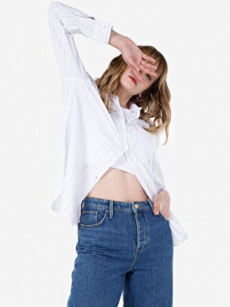 Normal Kesim Shirt Yaka Çizgili Beyaz Kadın Uzun Kol Gömlek Cl1068247