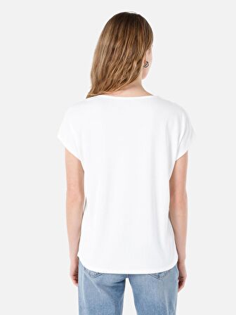 Normal Kesim Bisiklet Yaka Beyaz Kadın Kısa Kol Tişört Cl1068564
