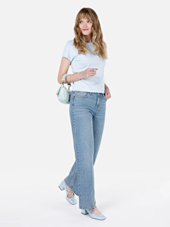 Slim Fit Yuvarlak Yaka Düz Kadın Mavi Kısa Kol Tişört