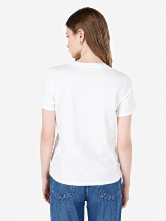 Normal Kesim Bisiklet Yaka Baskılı Beyaz Kadın Kısa Kol Tişört Cl1069114