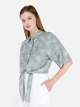 Normal Kesim Shirt Yaka Baskılı Yeşil Kadın Kısa Kol Gömlek Cl1069198