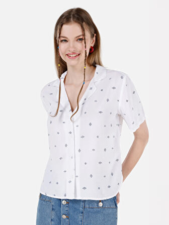 Normal Kesim Shirt Yaka Baskılı Çok Renkli Kadın Kısa Kol Gömlek Cl1069202