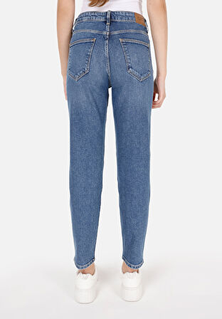 Mom Fit  Daralan Paça Kadın İndigo Jean Pantolon