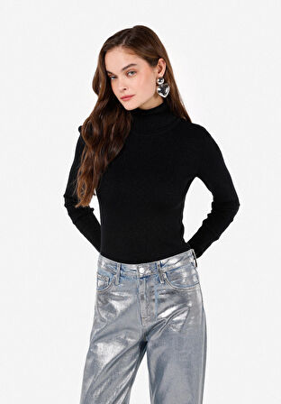 Slim Fit Balıkçı Yaka  Kadın Siyah Kazak