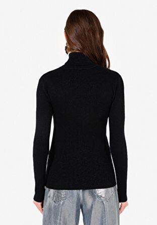 Slim Fit Balıkçı Yaka  Kadın Siyah Kazak