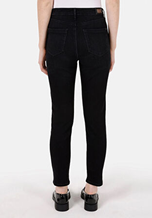 Slim Fit   Kadın Siyah Jean Pantolon