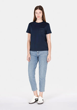 Regular Fit Yuvarlak Yaka Nakışlı Kadın Lacivert Kısa Kol Tişört Cl1071852