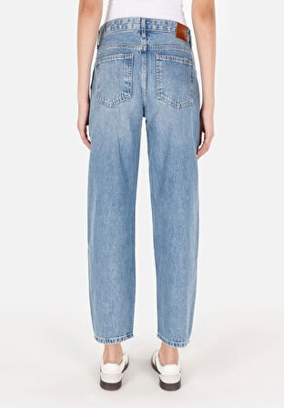 Balloon Fit   Kadın İndigo Jean Pantolon