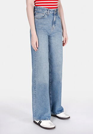 970 Berry Regular Fit   Kadın Denim Jean Pantolon Cl1073218