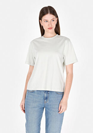 Regular Fit Yuvarlak Yaka Düz Kadın Yeşil Kısa Kol Tişört Cl1073445