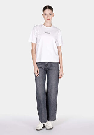 Regular Fit Yuvarlak Yaka Baskılı Kadın Beyaz Kısa Kol Tişört Cl1073470