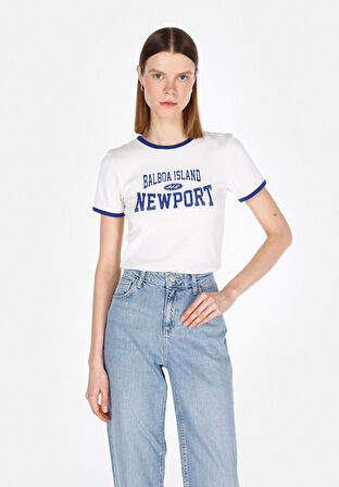 Slim Fit Yuvarlak Yaka Baskılı Kadın Beyaz Kısa Kol Tişört Cl1073471