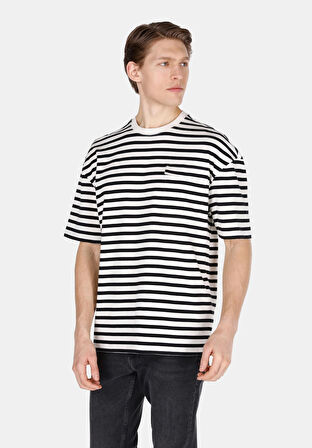 Oversize Fit Yuvarlak Yaka Çizgili Erkek Siyah Kısa Kol Tişört Cl1073636