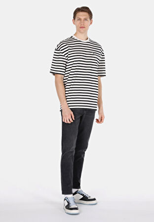 Oversize Fit Yuvarlak Yaka Çizgili Erkek Siyah Kısa Kol Tişört Cl1073636