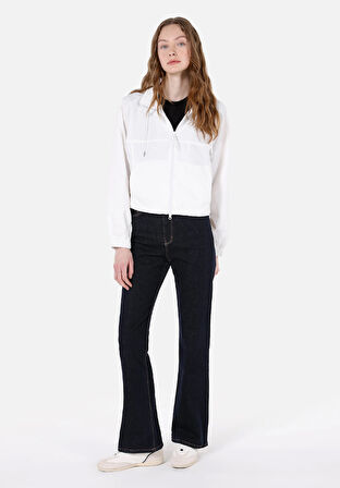 Regular Fit     Kadın Beyaz Yağmurluk